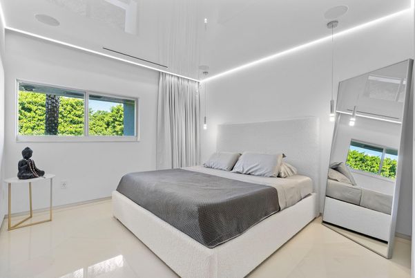 Bedroom, Interior, Pendant Lights, Recessed Lighting