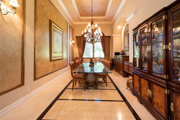 Chandelier, Dining room, Interior