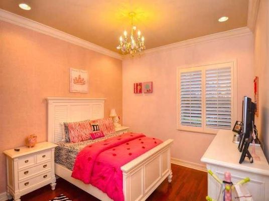 Bedroom, Chandelier, Interior, Recessed Lighting, Wood Texture Flooring