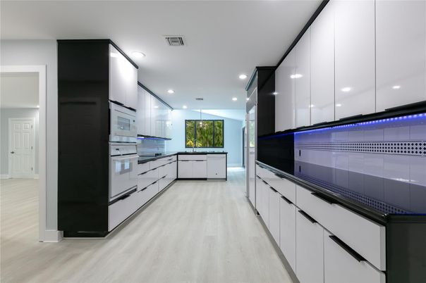 Interior, Kitchen, Recessed Lighting, Wood Texture Flooring
