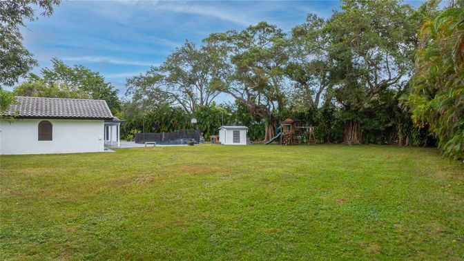 Backyard, Exterior, Playground