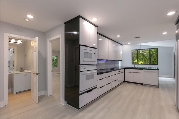 Interior, Kitchen, Recessed Lighting, Wood Texture Flooring
