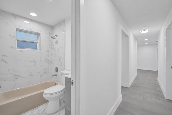Bathroom, Interior, Marble, Marble Walls, Recessed Lighting