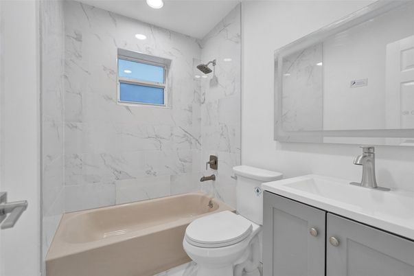 Bathroom, Interior, Marble Walls, Recessed Lighting