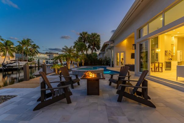 Exterior, Pool, Water