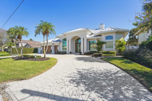 Backyard, Exterior, Facade, Mediterranean