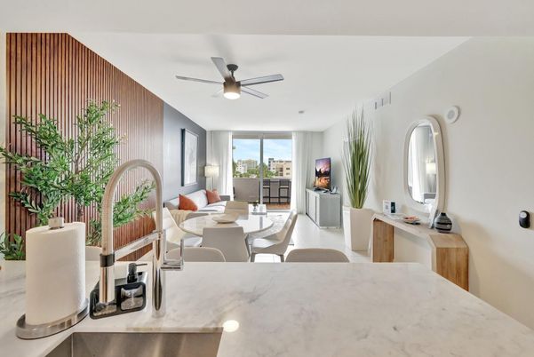 Dining room, Interior, Recessed Lighting
