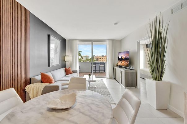 Dining room, Interior, Living room, Water