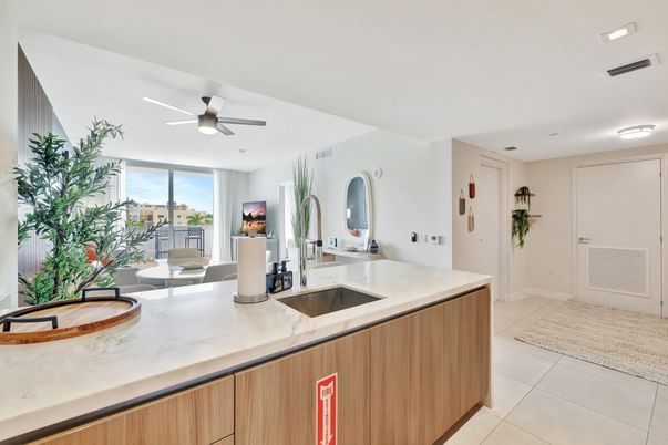 Interior, Kitchen, Recessed Lighting