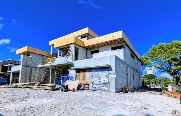 Backyard, Exterior, Facade, Modern