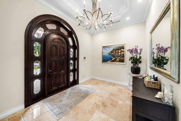 Chandelier, Interior, Recessed Lighting