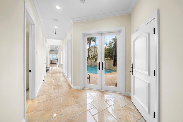 Interior, Recessed Lighting