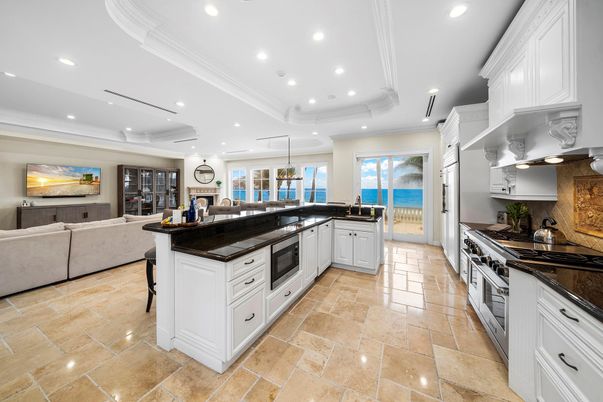 Interior, Kitchen, Living room, Recessed Lighting, Stainless Steel Appliances, Water