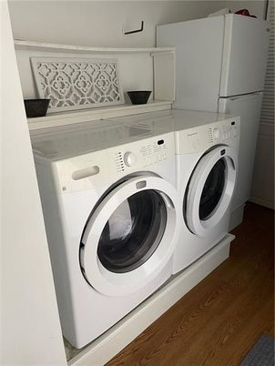 Interior, Utility Closets, Washer, Wood Texture Flooring