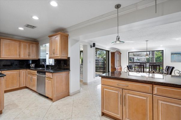 Interior, Kitchen, Pendant Lights, Recessed Lighting