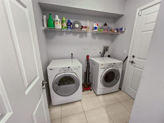 Interior, Washer
