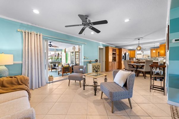 Dining room, Interior, Kitchen, Pendant Lights, Recessed Lighting