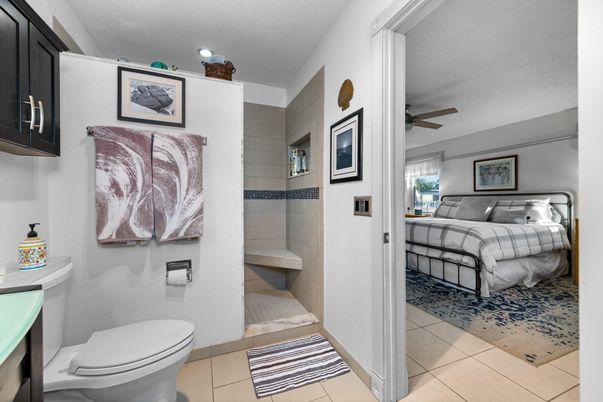 Bathroom, Bedroom, Interior, Recessed Lighting