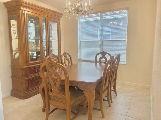 Chandelier, Dining room, Interior