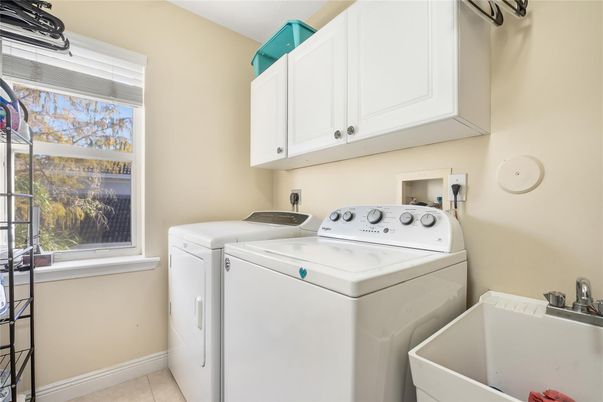 Interior, Washer