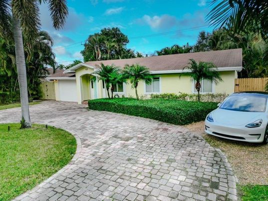 Attached, Backyard, Exterior, Facade, Ranch