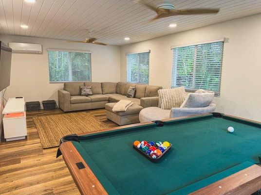 Billiard Table, Game Room, Interior, Living room, Recessed Lighting, Wood Texture Flooring