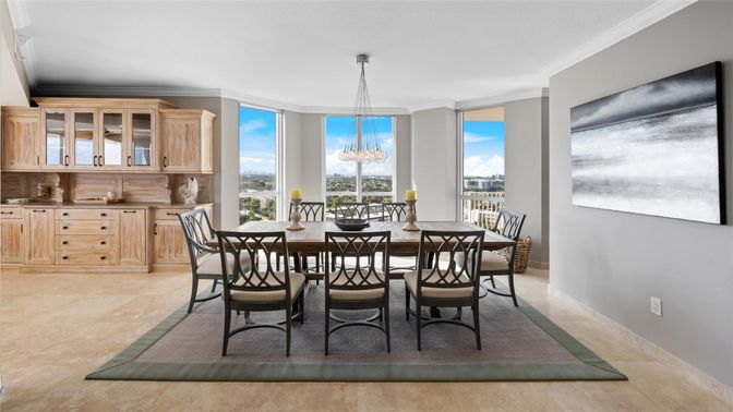 Chandelier, Dining room, Interior