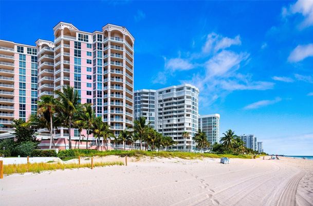 Exterior, Facade, Condo Building