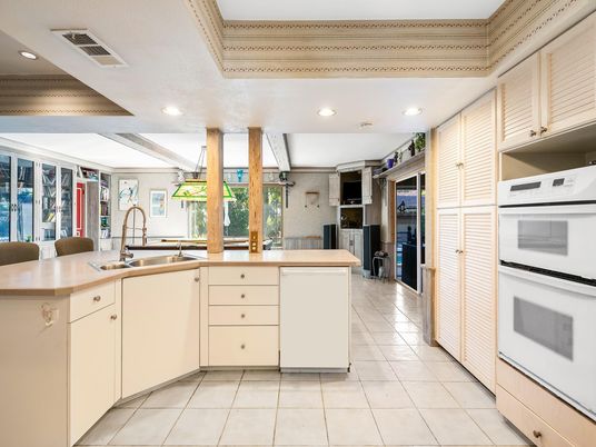 Interior, Kitchen, Recessed Lighting