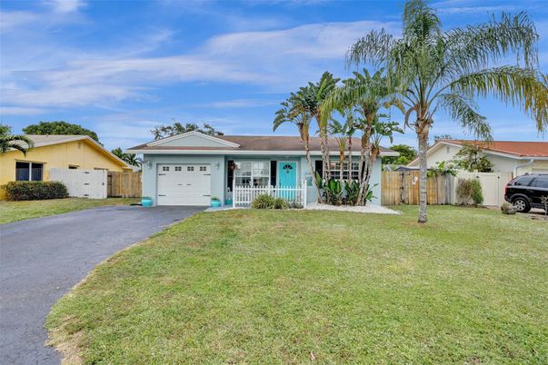 Attached, Backyard, Exterior, Facade, Ranch