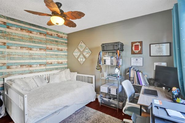 Bedroom, Home Office, Interior, Wood Texture Flooring