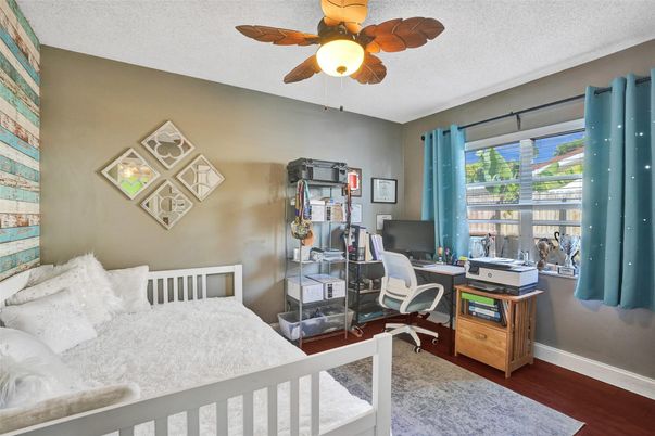 Bedroom, Home Office, Interior, Wood Texture Flooring