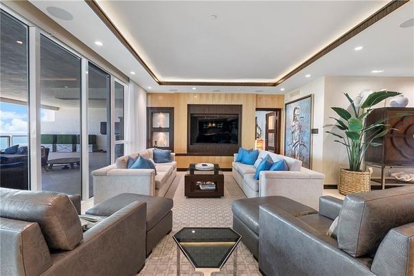 Interior, Living room, Recessed Lighting