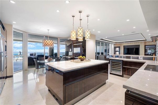 Dining room, Interior, Kitchen, Living room, Pendant Lights, Recessed Lighting