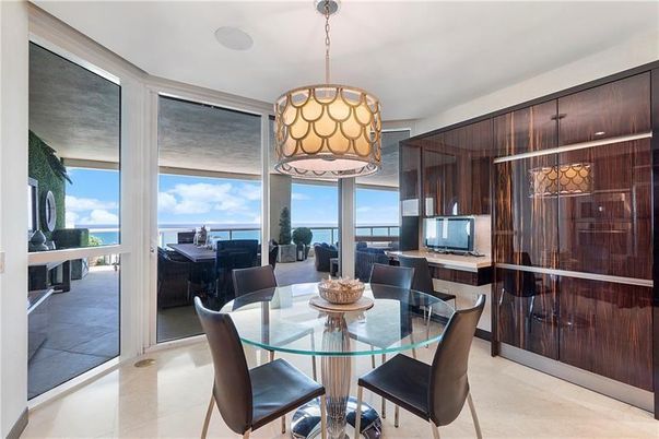 Dining room, Interior, Living room, Pendant Lights, Water