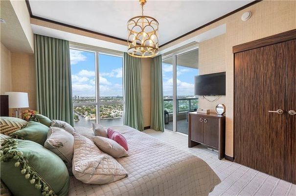 Bedroom, Interior, Pendant Lights, Water