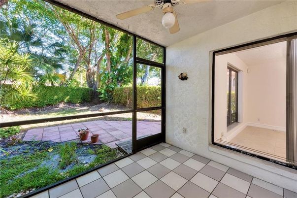 Empty room, Interior, Sun Room
