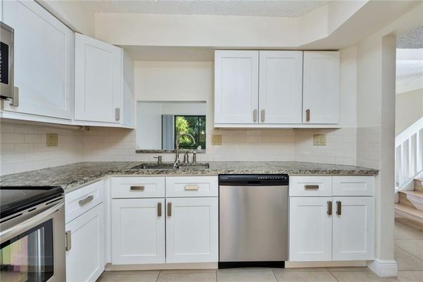 Interior, Kitchen, Stainless Steel Appliances