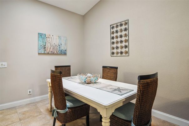 Dining room, Interior