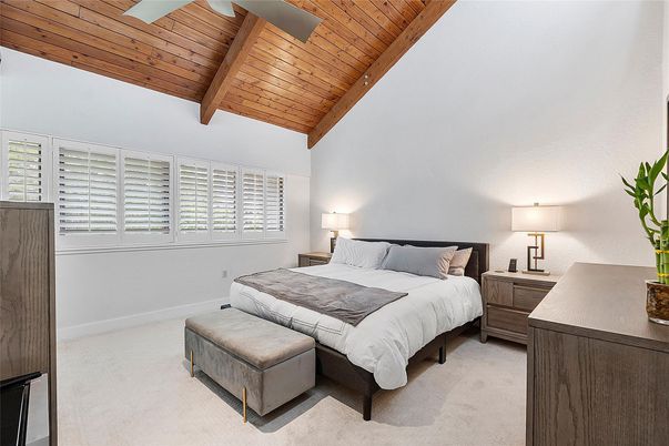Bedroom, Interior, Wooden Beams, Wooden Ceilings