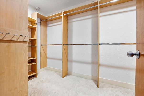 Interior, Walk-in Closets