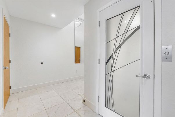 Interior, Recessed Lighting