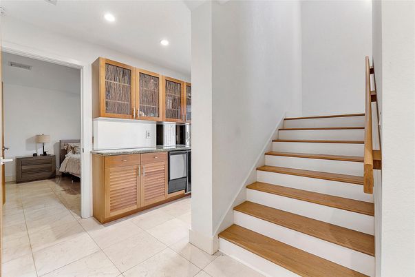 Bedroom, Interior, Kitchen, Recessed Lighting, Stainless Steel Appliances
