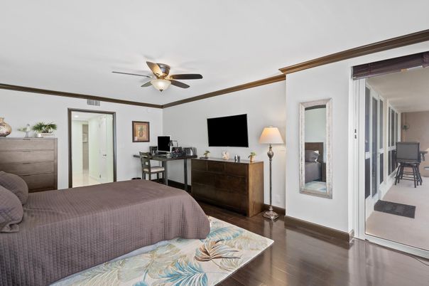 Bedroom, Home Office, Interior, Wood Texture Flooring