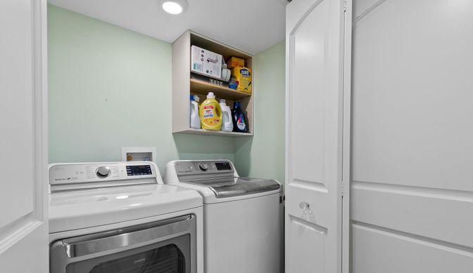 Interior, Recessed Lighting, Utility Closets, Washer