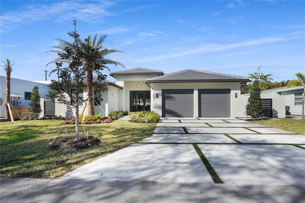 Attached, Backyard, Exterior, Facade, Mediterranean