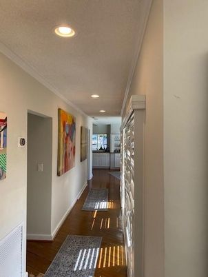 Interior, Recessed Lighting, Wood Texture Flooring