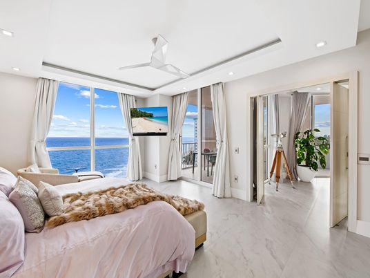 Bedroom, Interior, Marble, Recessed Lighting, Water