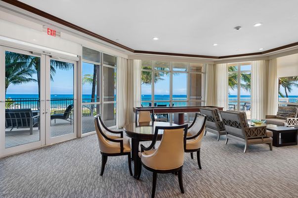 Dining room, Interior, Living room, Recessed Lighting, Water
