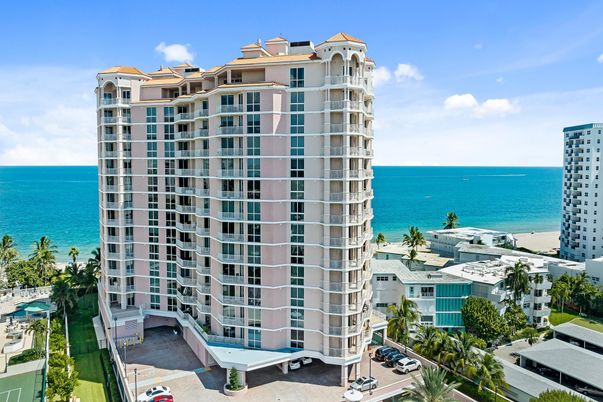 Exterior, Facade, Condo Building